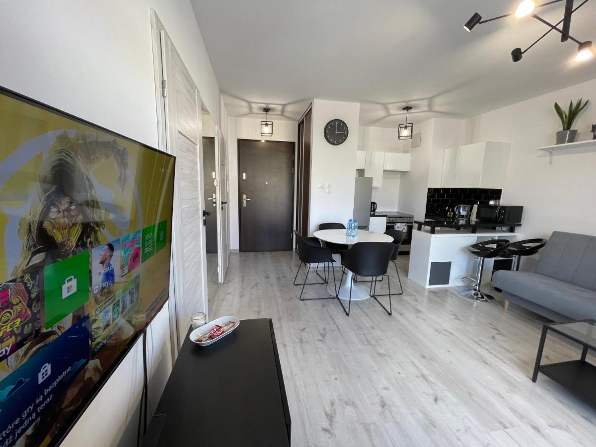 Modern Box Apartment Gdynia Exterior photo